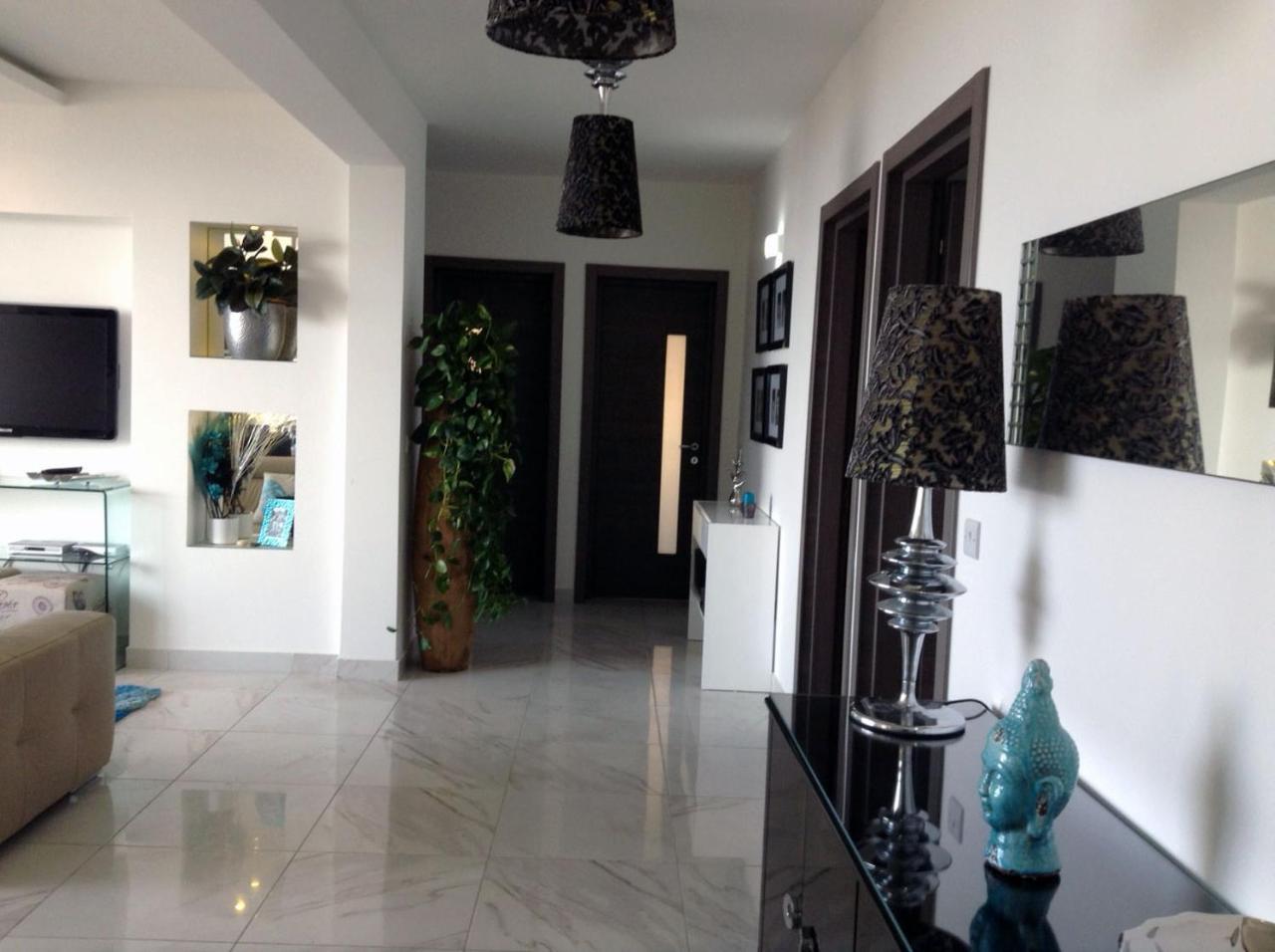 Seafront Apartment With Pool San Pawl il-Baħar Kültér fotó
