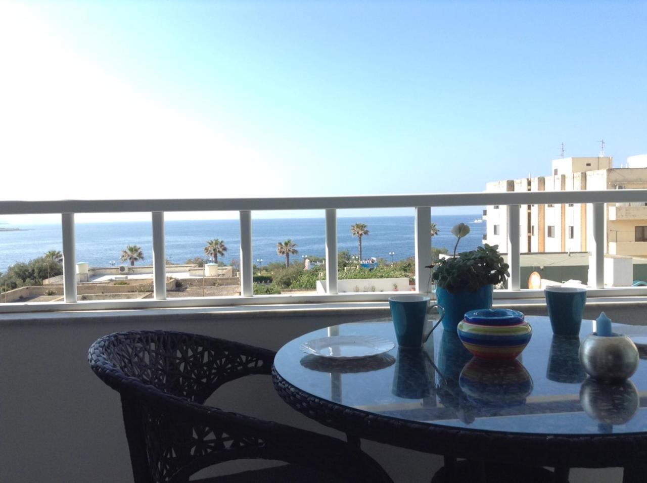 Seafront Apartment With Pool San Pawl il-Baħar Kültér fotó