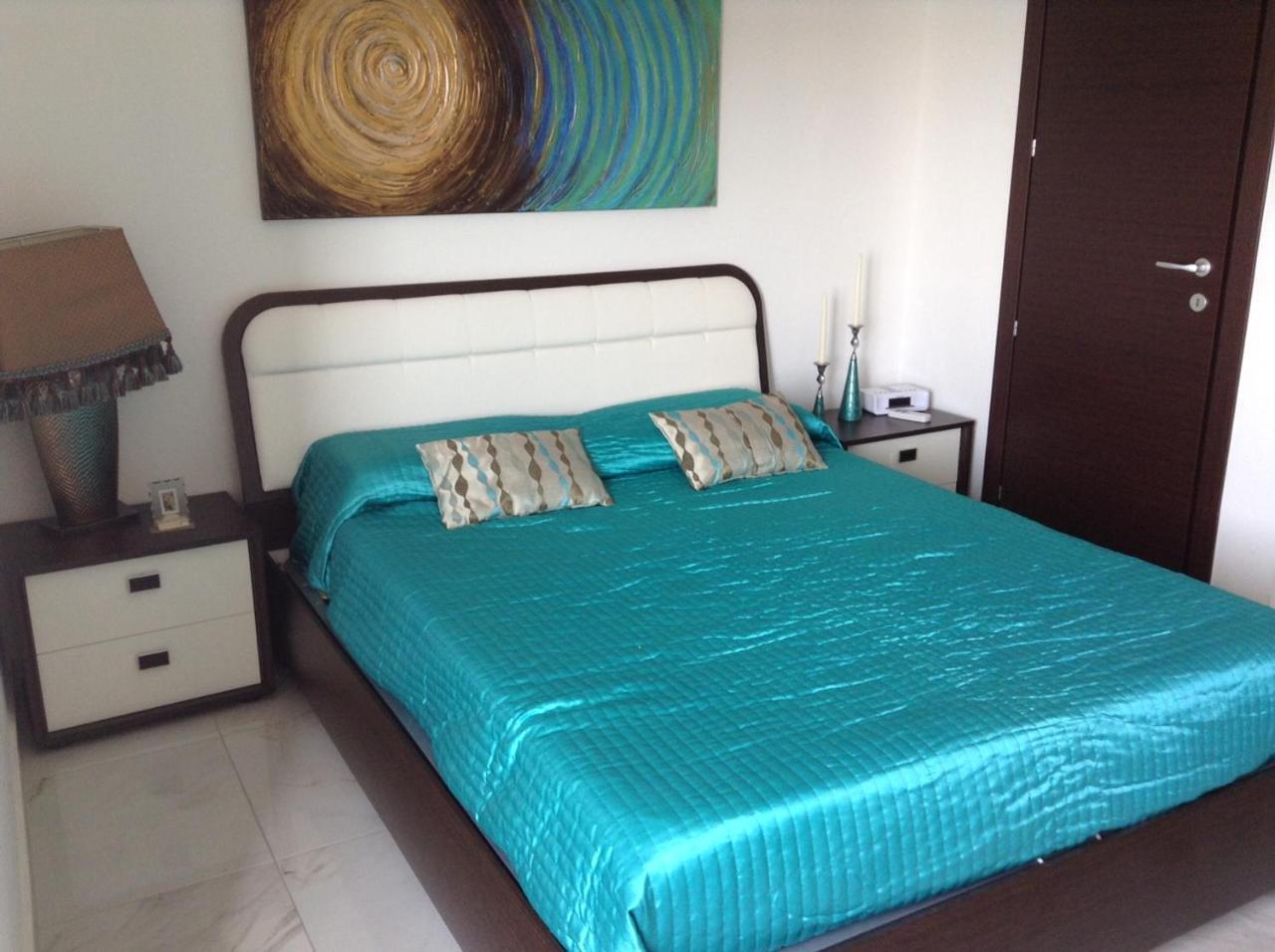 Seafront Apartment With Pool San Pawl il-Baħar Kültér fotó